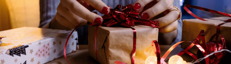How To Gift USA Real Estate to Your Loved Ones This Holiday Season